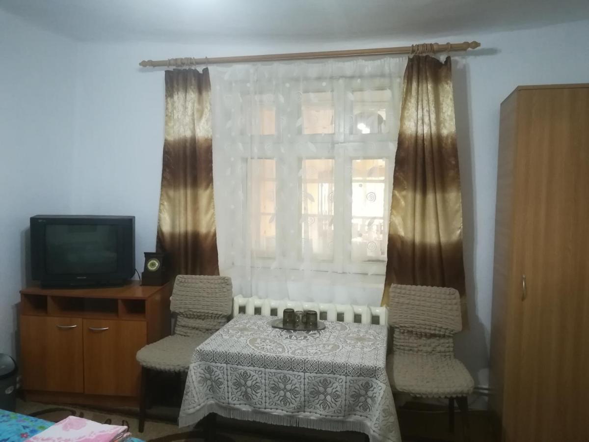 Rustic House Apartment Turnu Magurele Luaran gambar